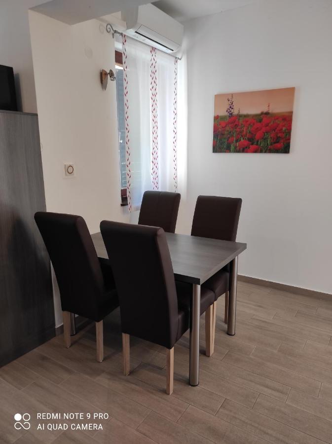 Apartment Tominovic โอปาติยา ภายนอก รูปภาพ